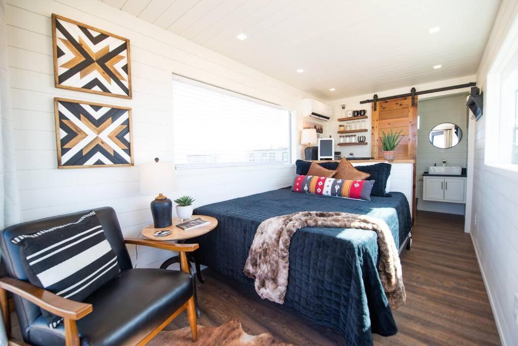 New The Buffalo-Shipping Container In Alpine Ngoại thất bức ảnh