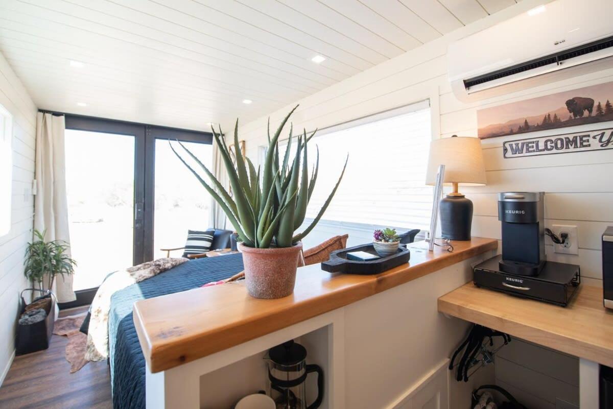 New The Buffalo-Shipping Container In Alpine Ngoại thất bức ảnh